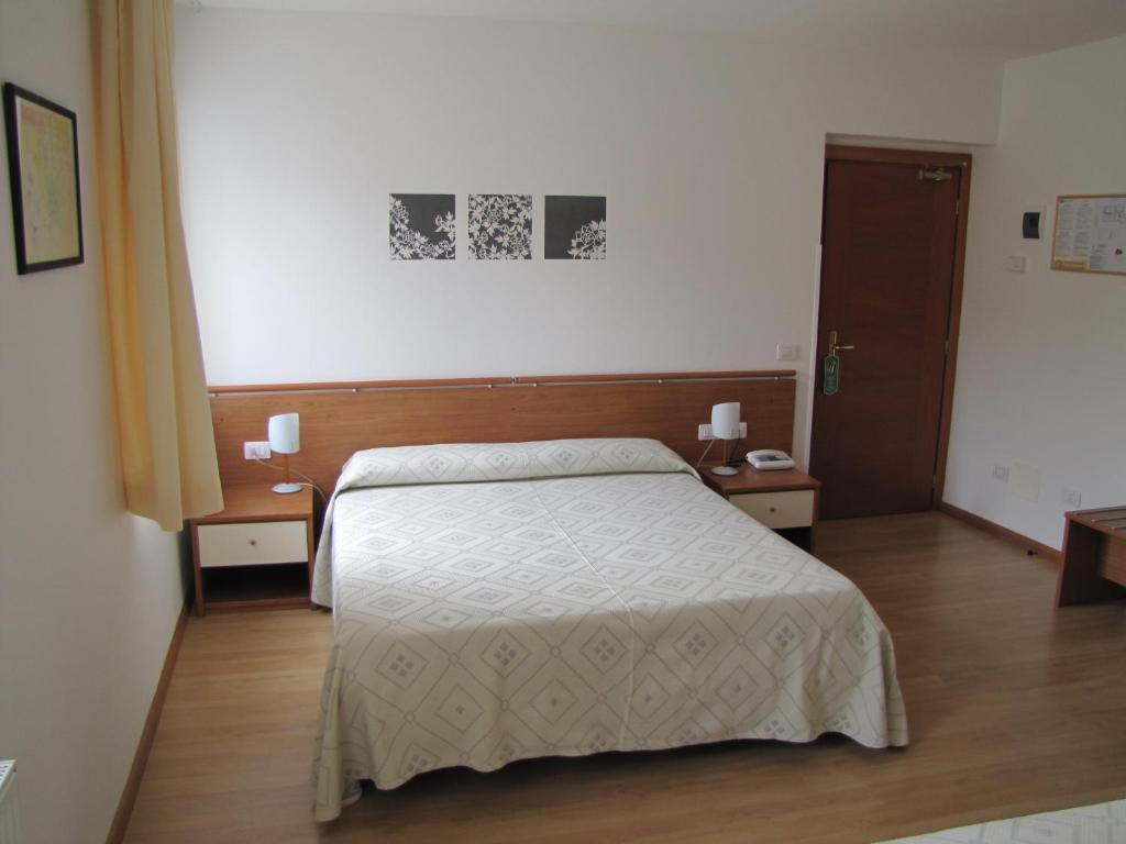 Hotel Scarano Levico Terme Cameră foto